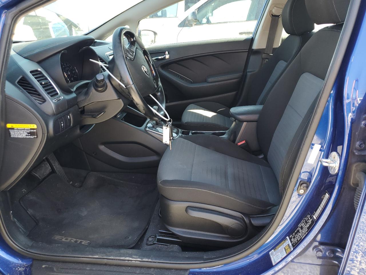 2018 Kia Forte - Image 7