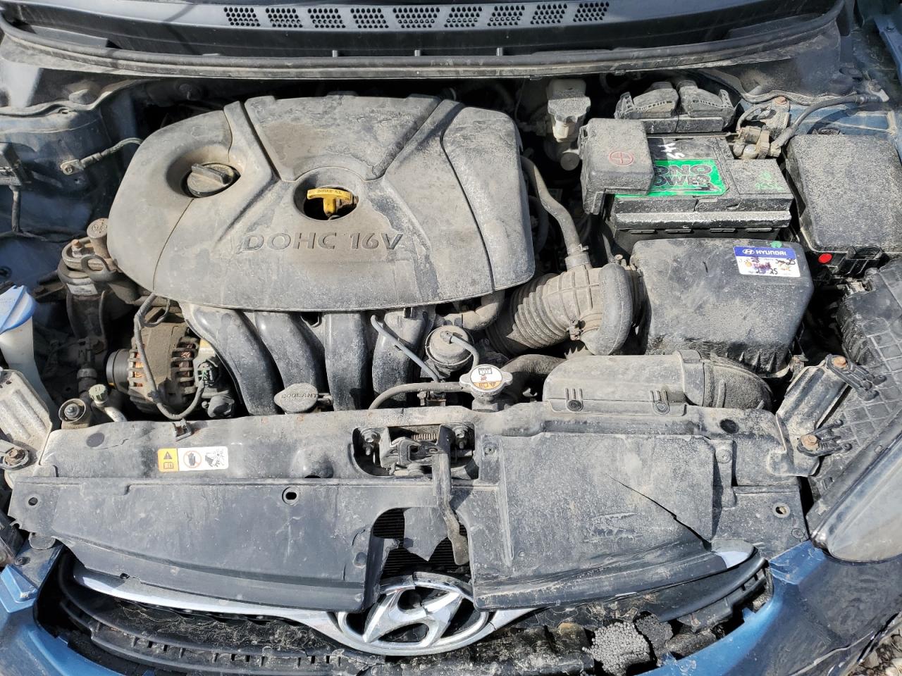 2013 Hyundai Elantra - Image 11
