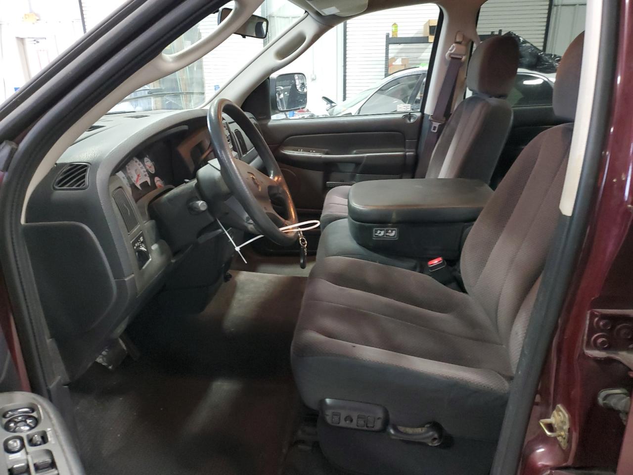 2003 Dodge RAM - Image 7