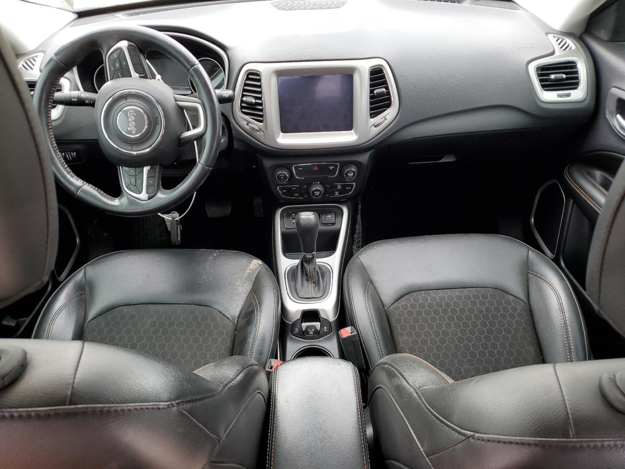 2018 Jeep Compass - Image 8