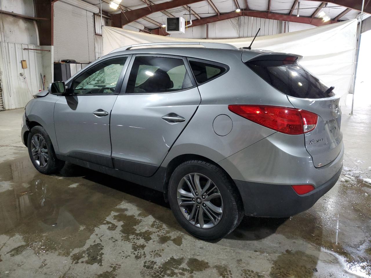 2015 Hyundai Tucson - Image 2