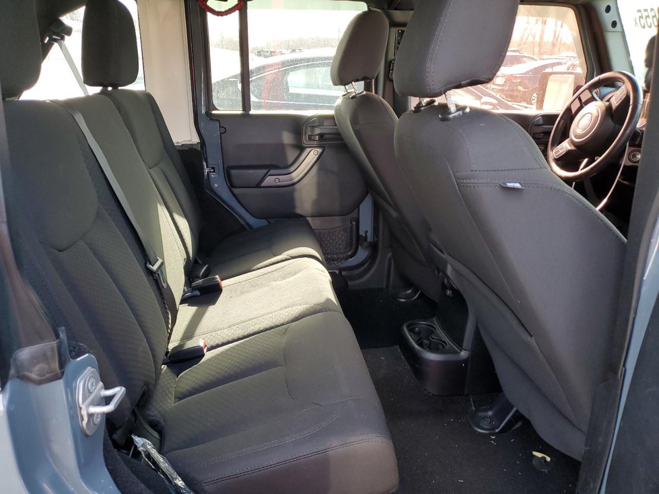 2015 Jeep Wrangler - Image 10