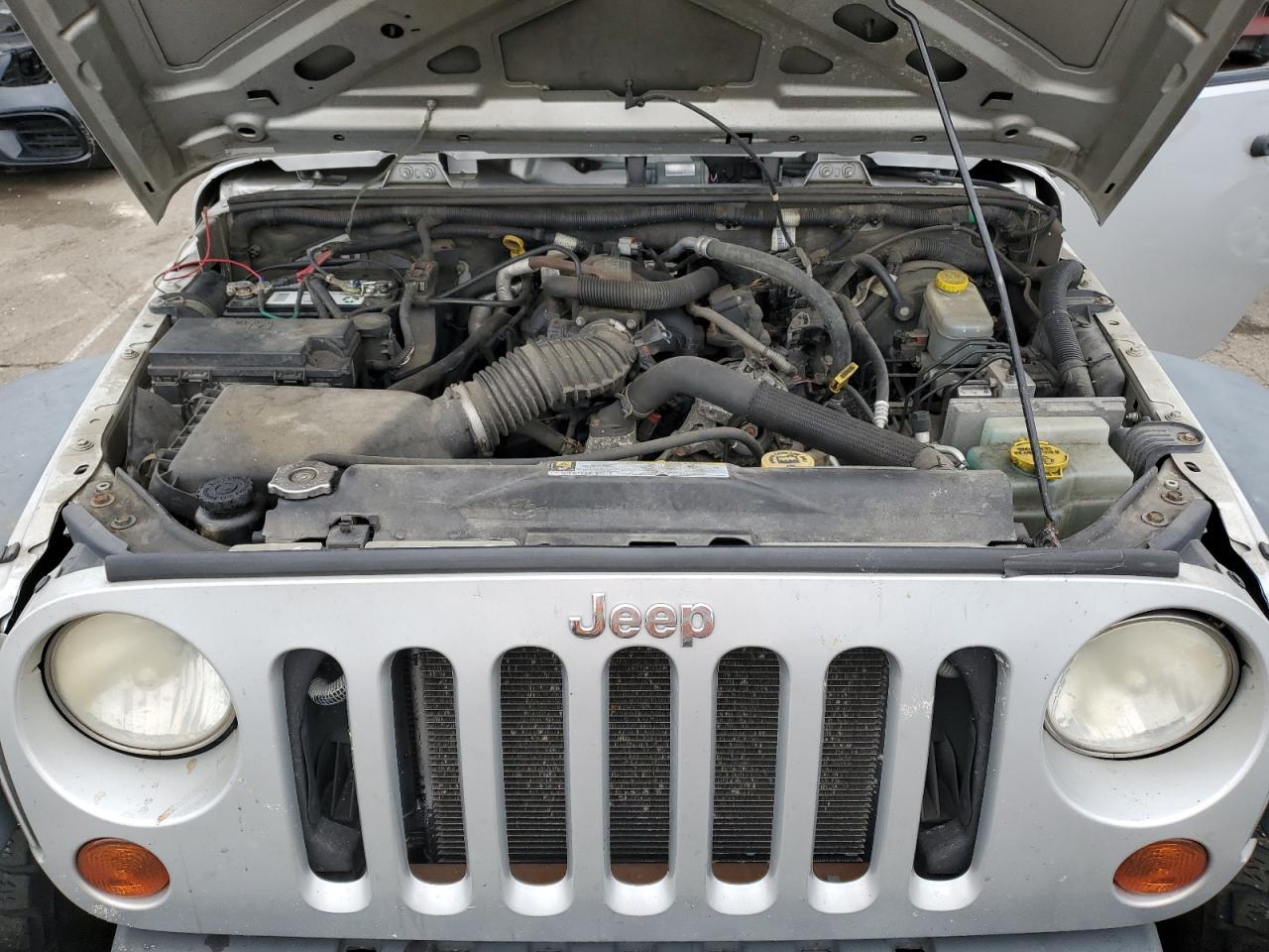 2008 Jeep Wrangler - Image 12