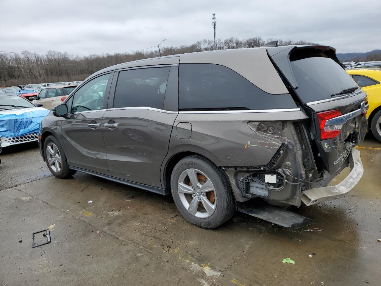 2019 Honda Odyssey - Image 2