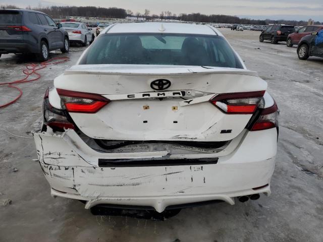  TOYOTA CAMRY 2021 Белый