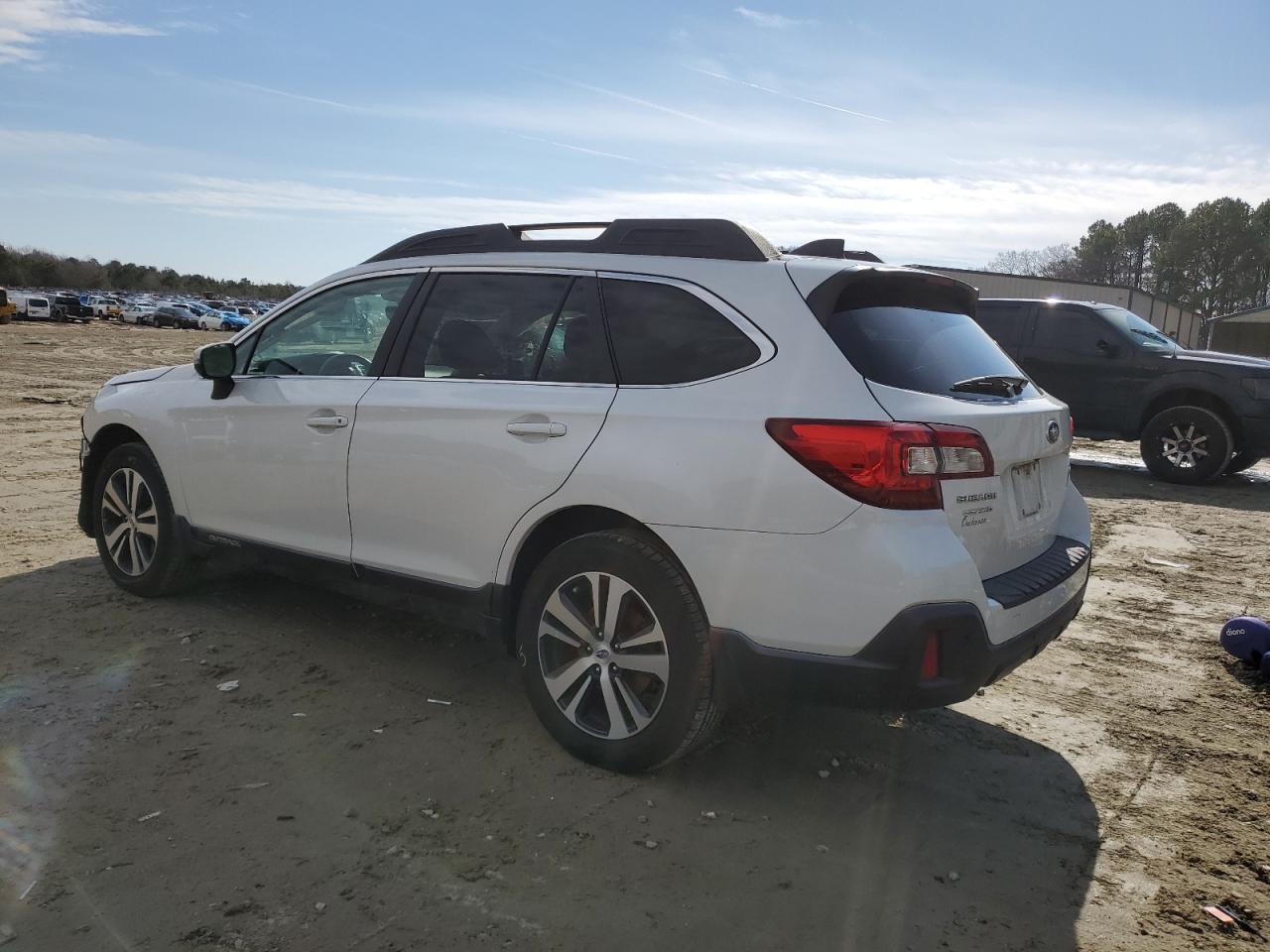 2019 Subaru Outback - Image 2
