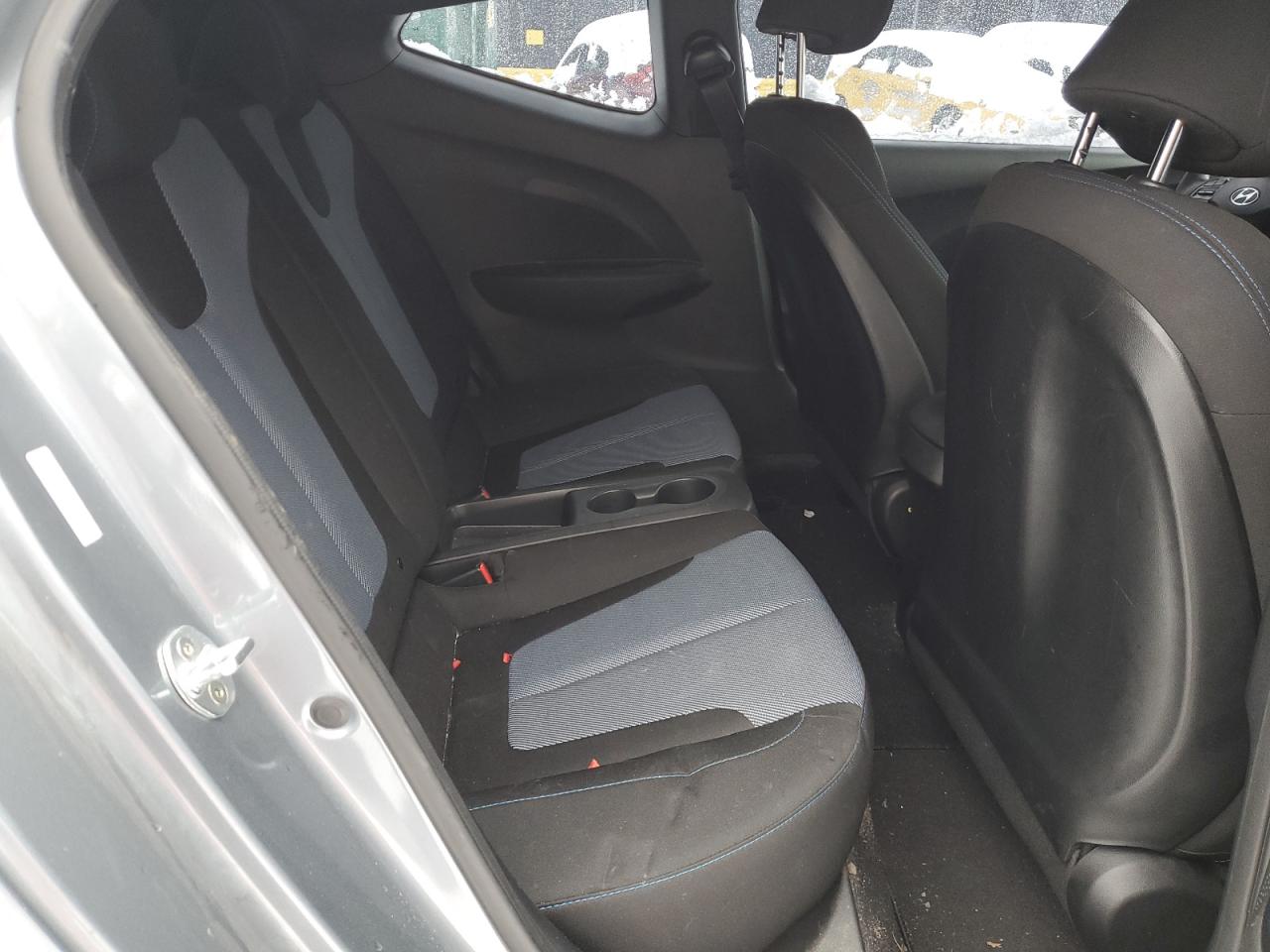 2020 Hyundai Veloster - Image 10