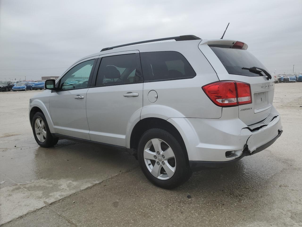 2011 Dodge Journey - Image 2