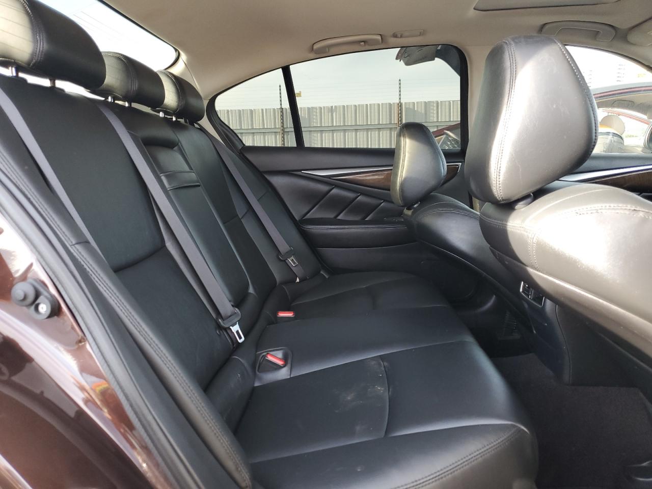 2018 Infiniti Q50 - Image 10