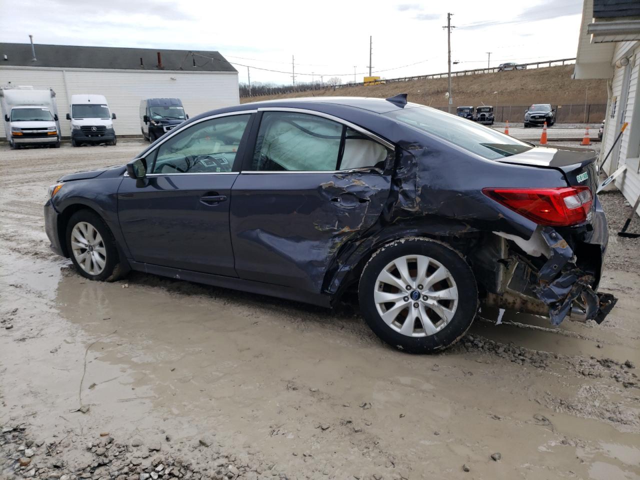 2017 Subaru Legacy - Image 2