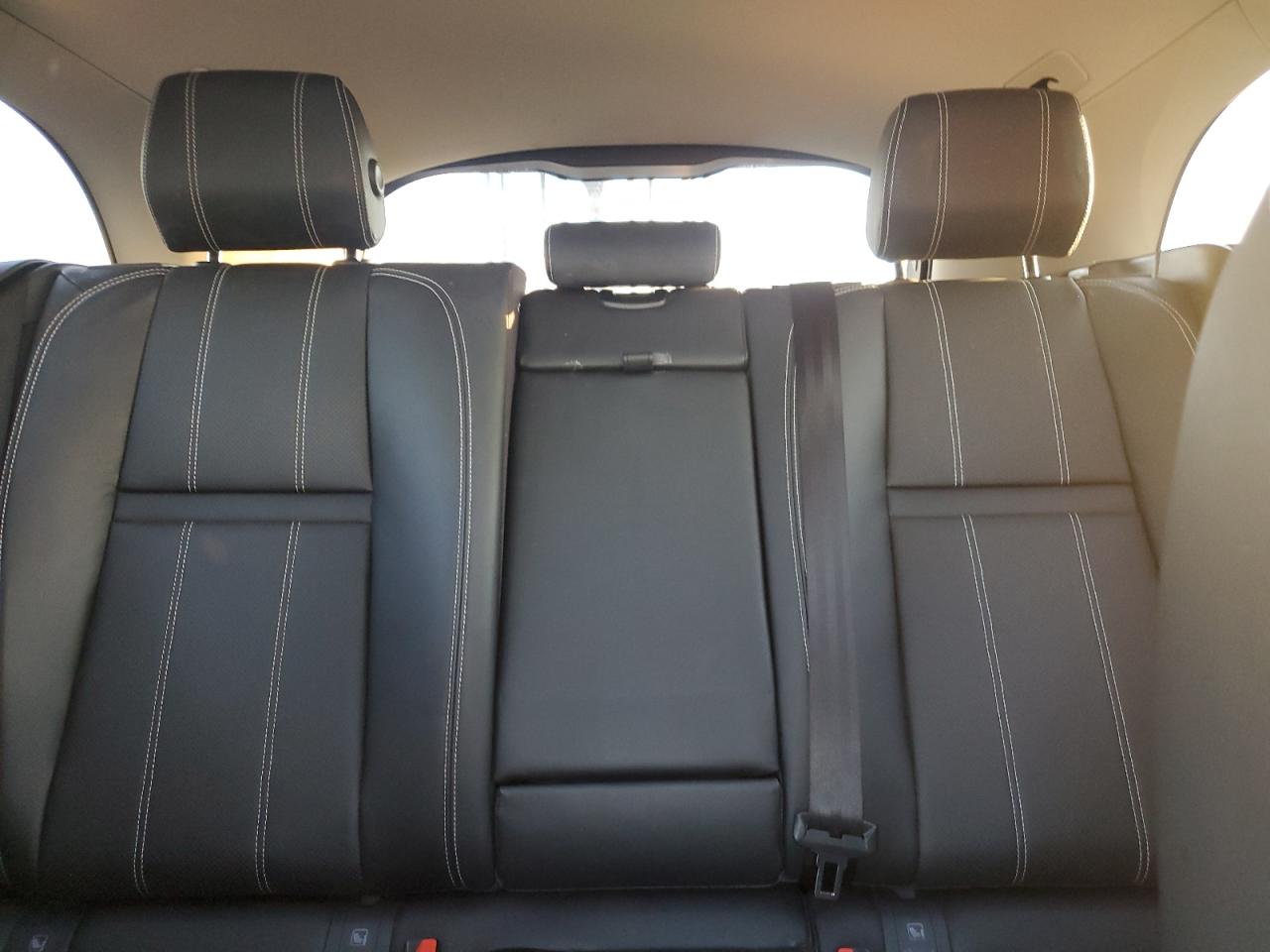 2018 Land Rover Range Rover - Image 10
