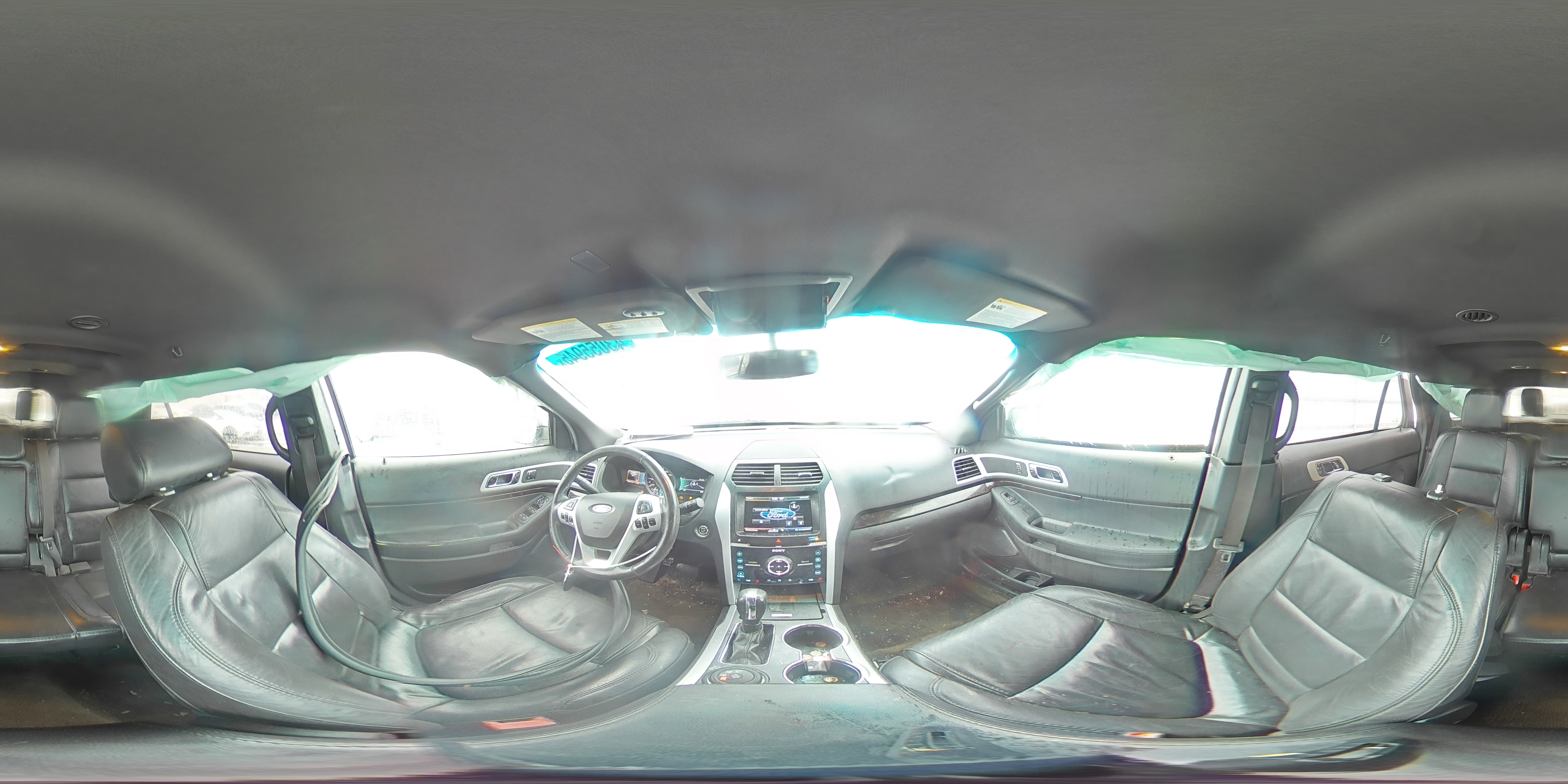 2015 Ford Explorer - Image 13