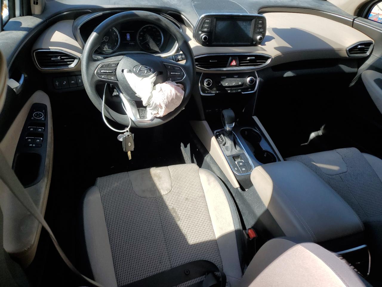 2019 Hyundai Santa Fe - Image 8