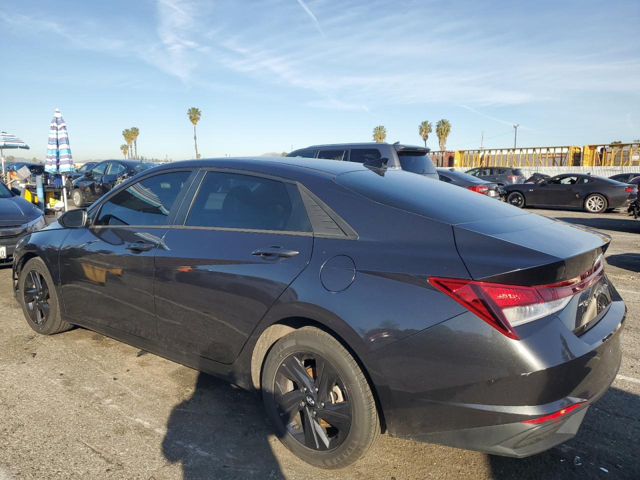 2023 Hyundai Elantra - Image 2
