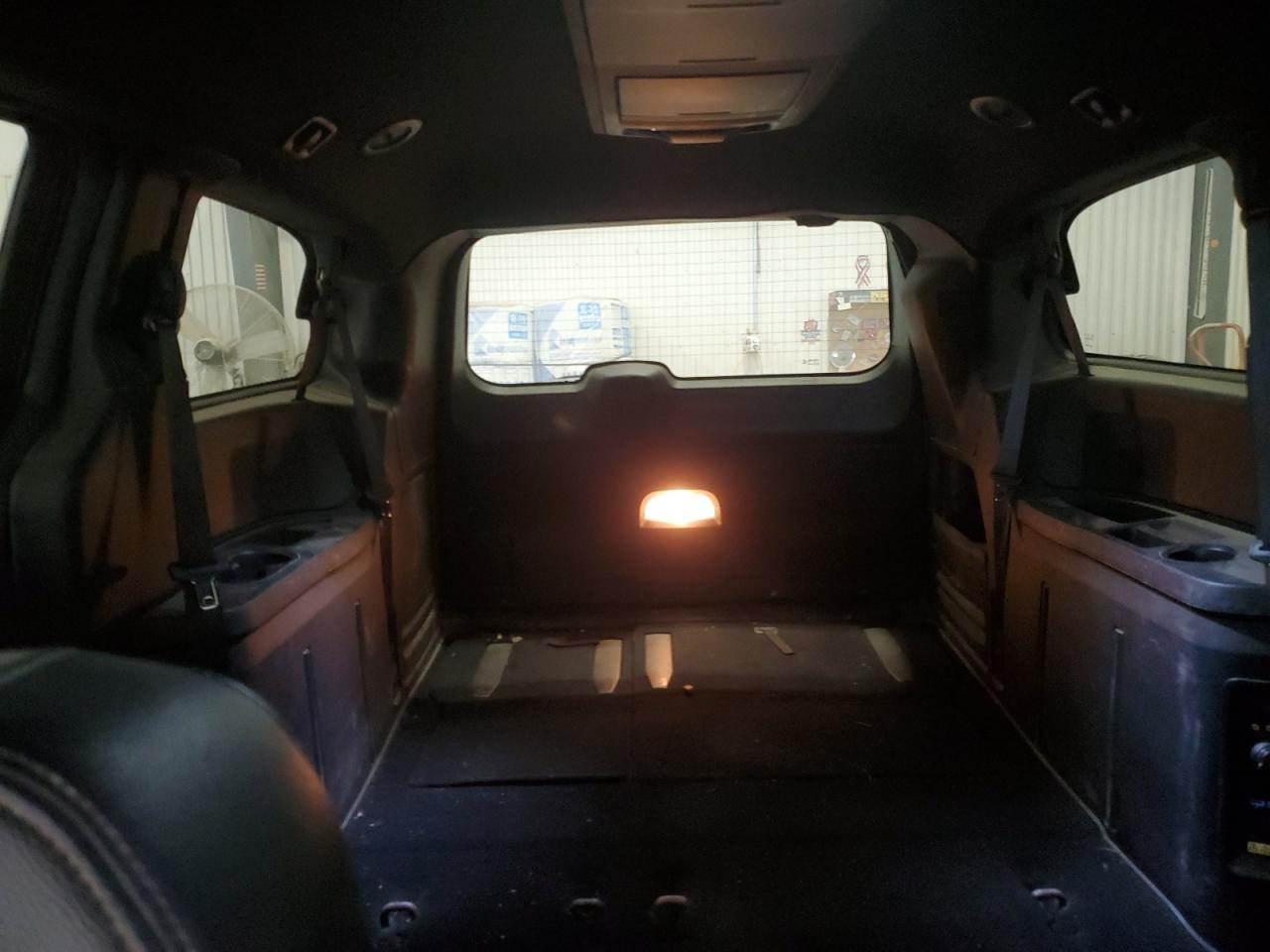 2018 Dodge Caravan - Image 10
