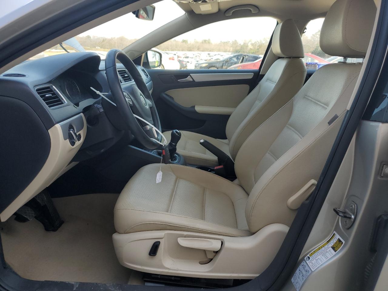 2014 Volkswagen Jetta - Image 7