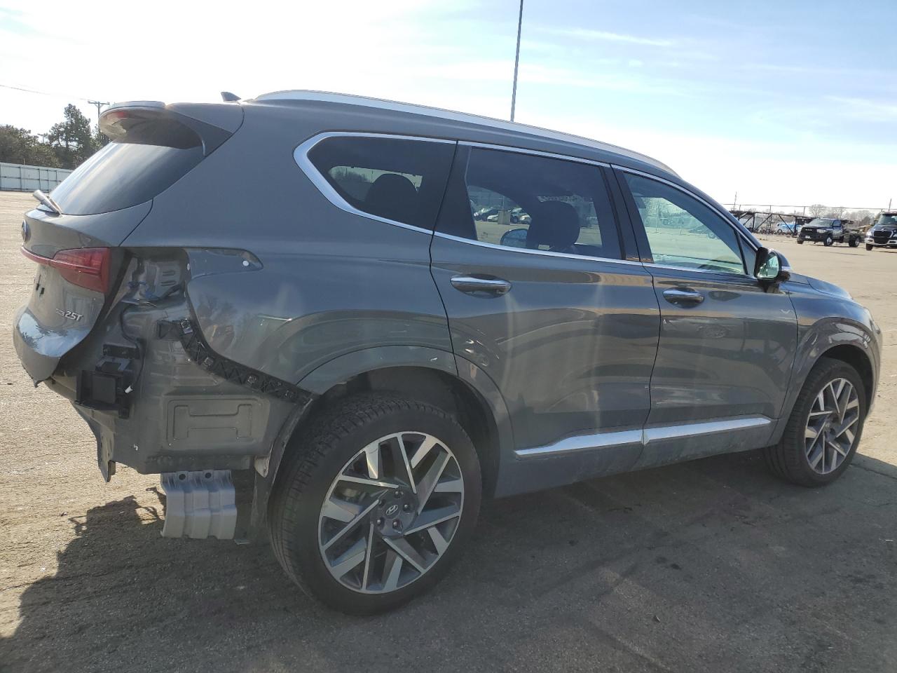 2022 Hyundai Santa Fe - Image 3