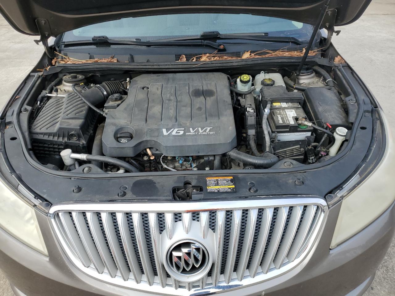 2011 Buick LaCrosse - Image 13