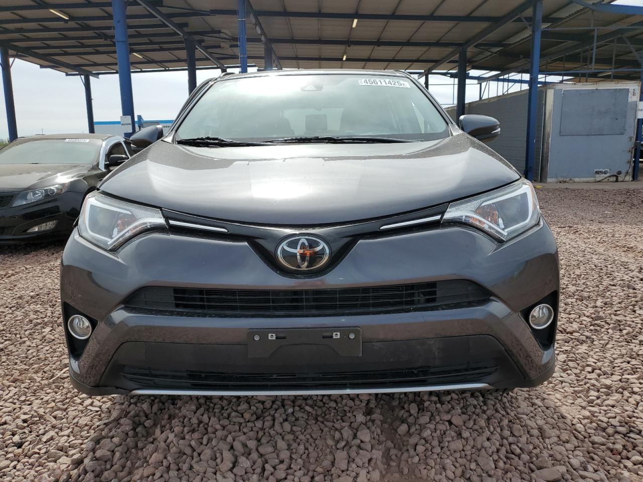 2018 Toyota RAV 4 - Image 5