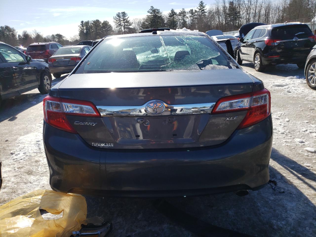 2014 Toyota Camry - Image 6