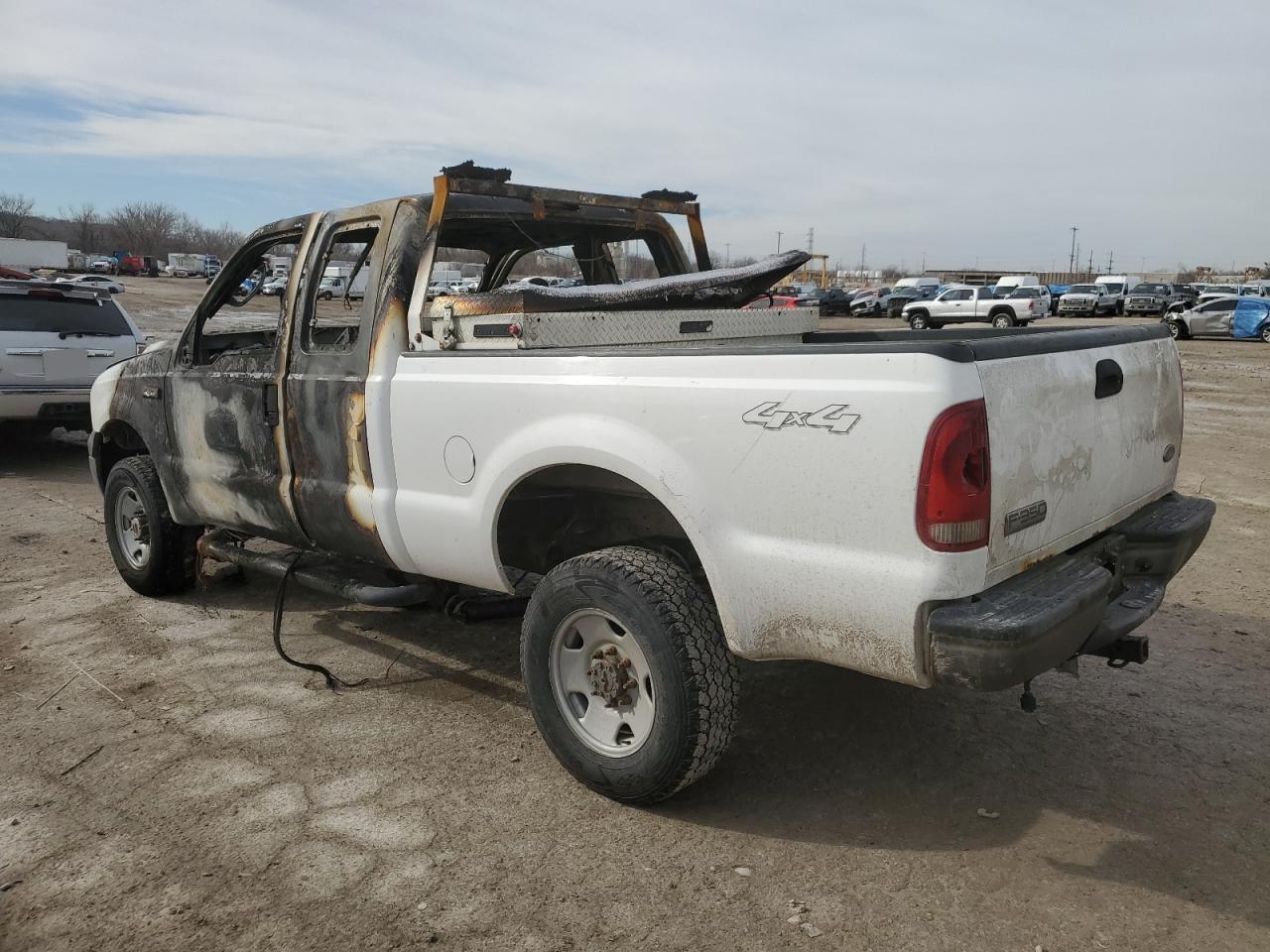 2007 Ford F350 - Image 2