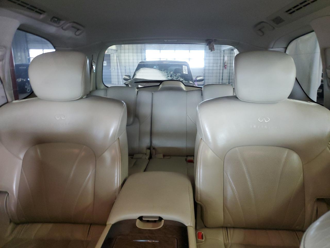 2014 Infiniti QX80 - Image 10