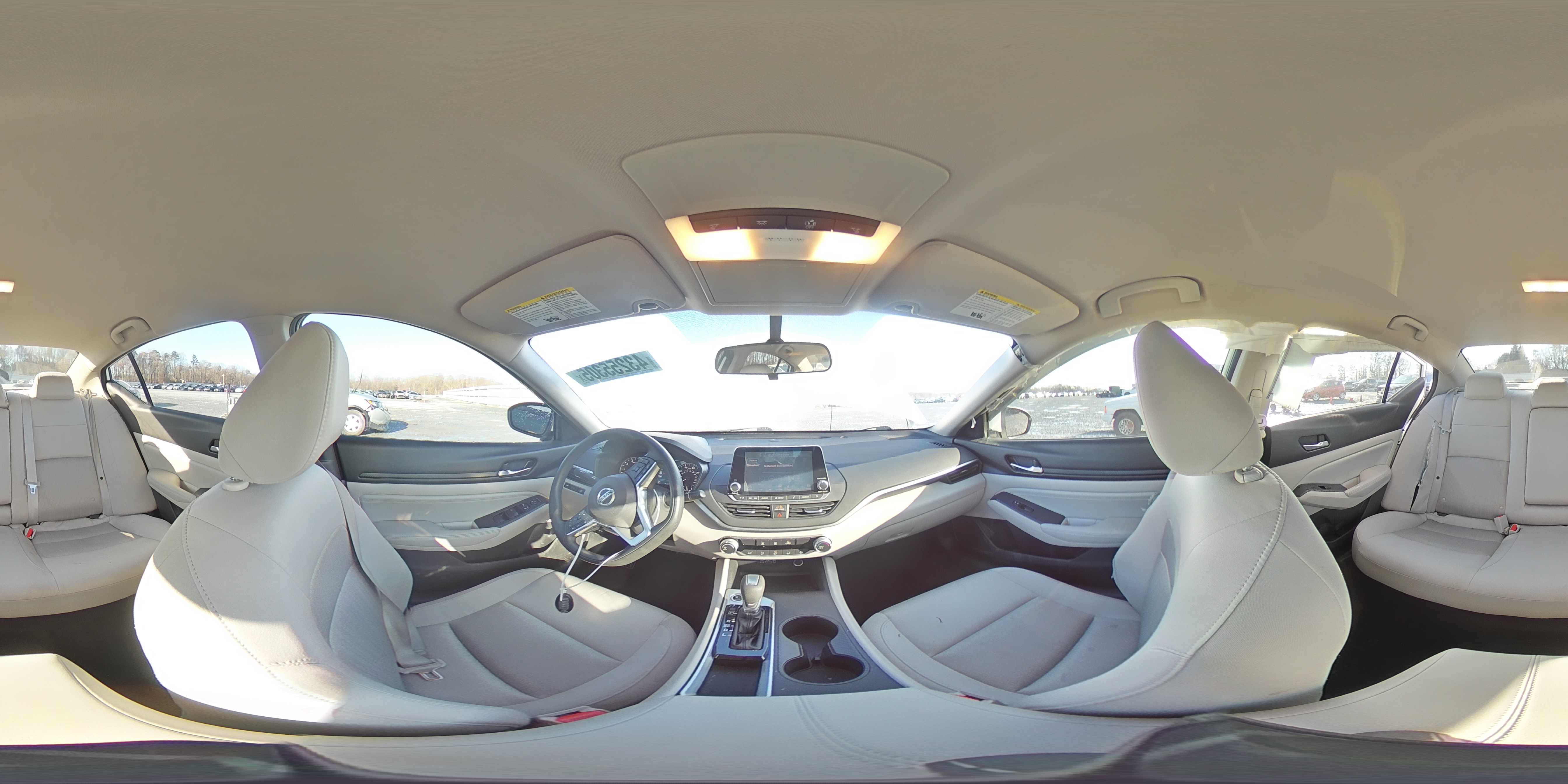 2020 Nissan Altima - Image 13