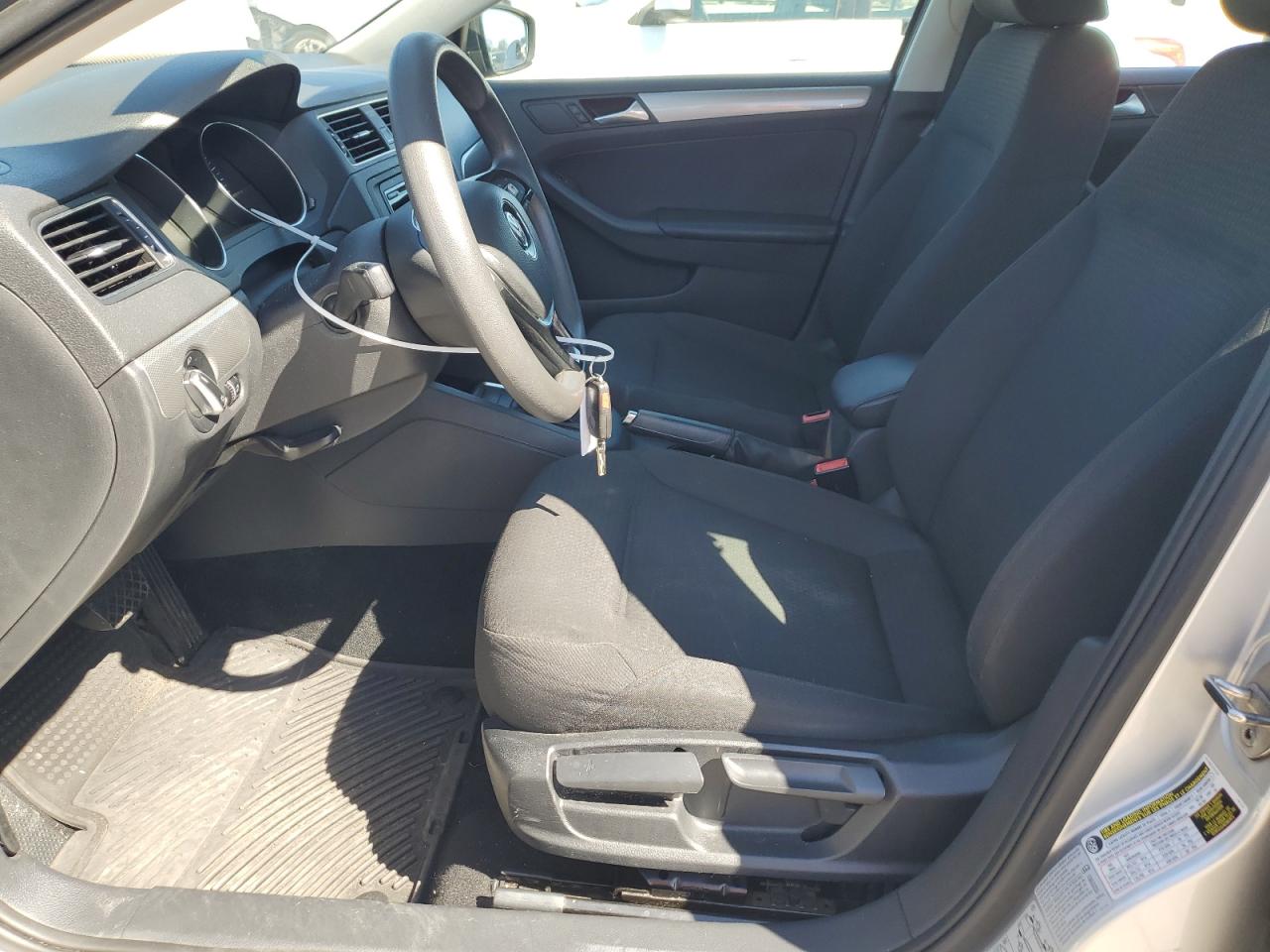 2015 Volkswagen Jetta - Image 7
