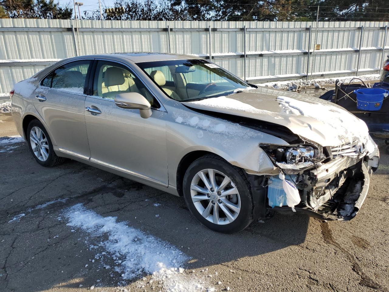 2012 Lexus ES - Image 4