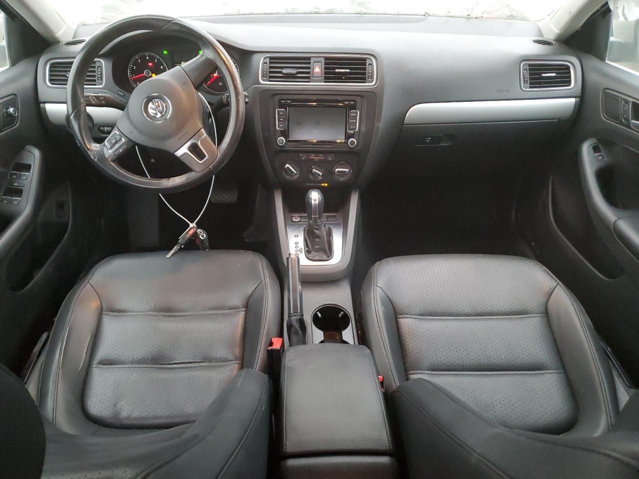2014 Volkswagen Jetta - Image 8