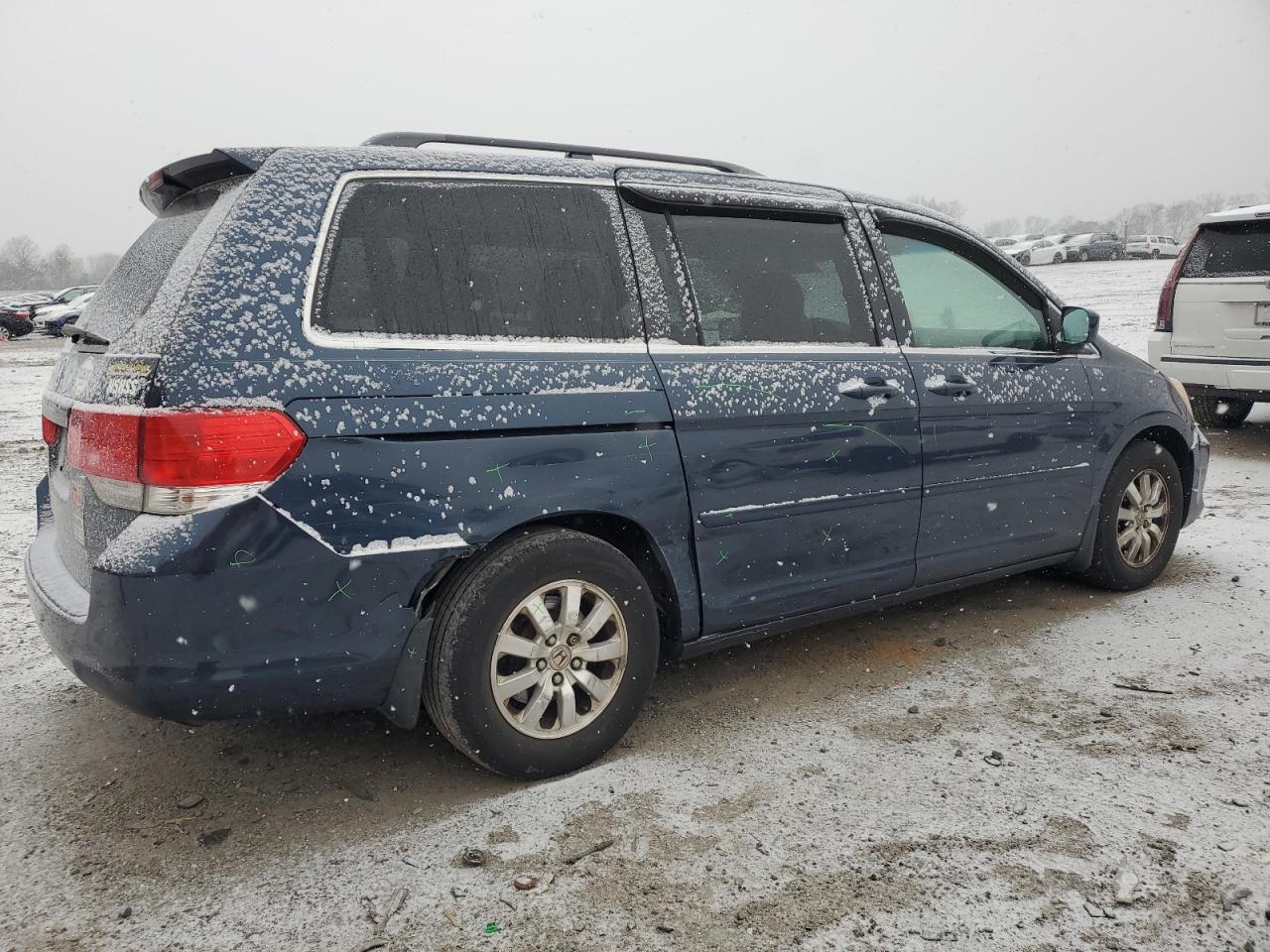 2010 Honda Odyssey - Image 3