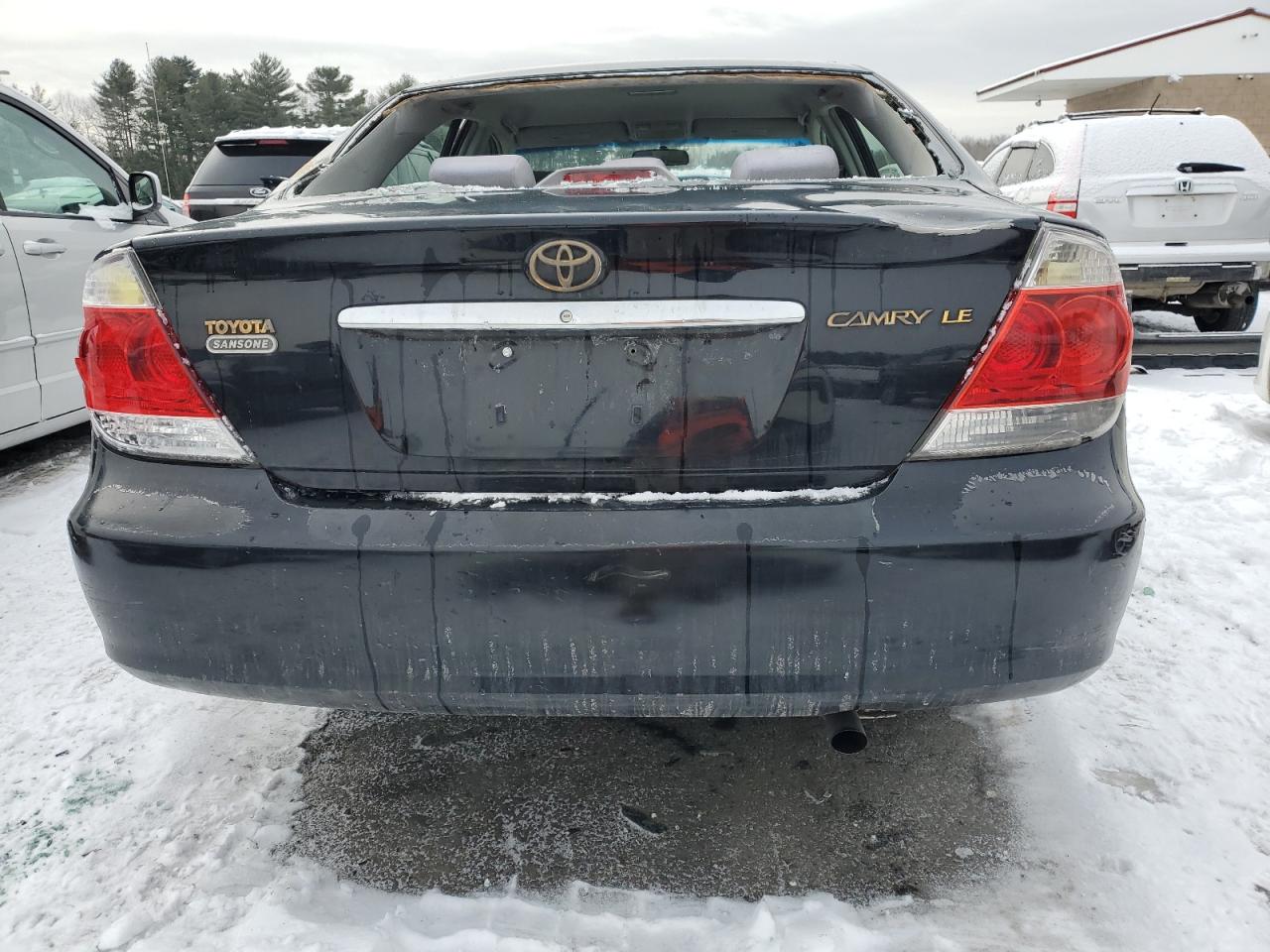 2005 Toyota Camry - Image 6
