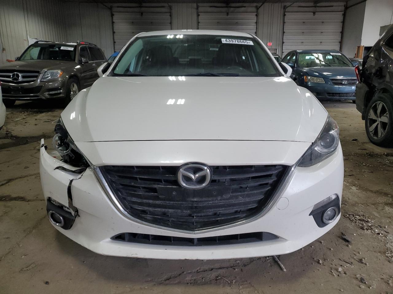 2014 Mazda 3 - Image 5