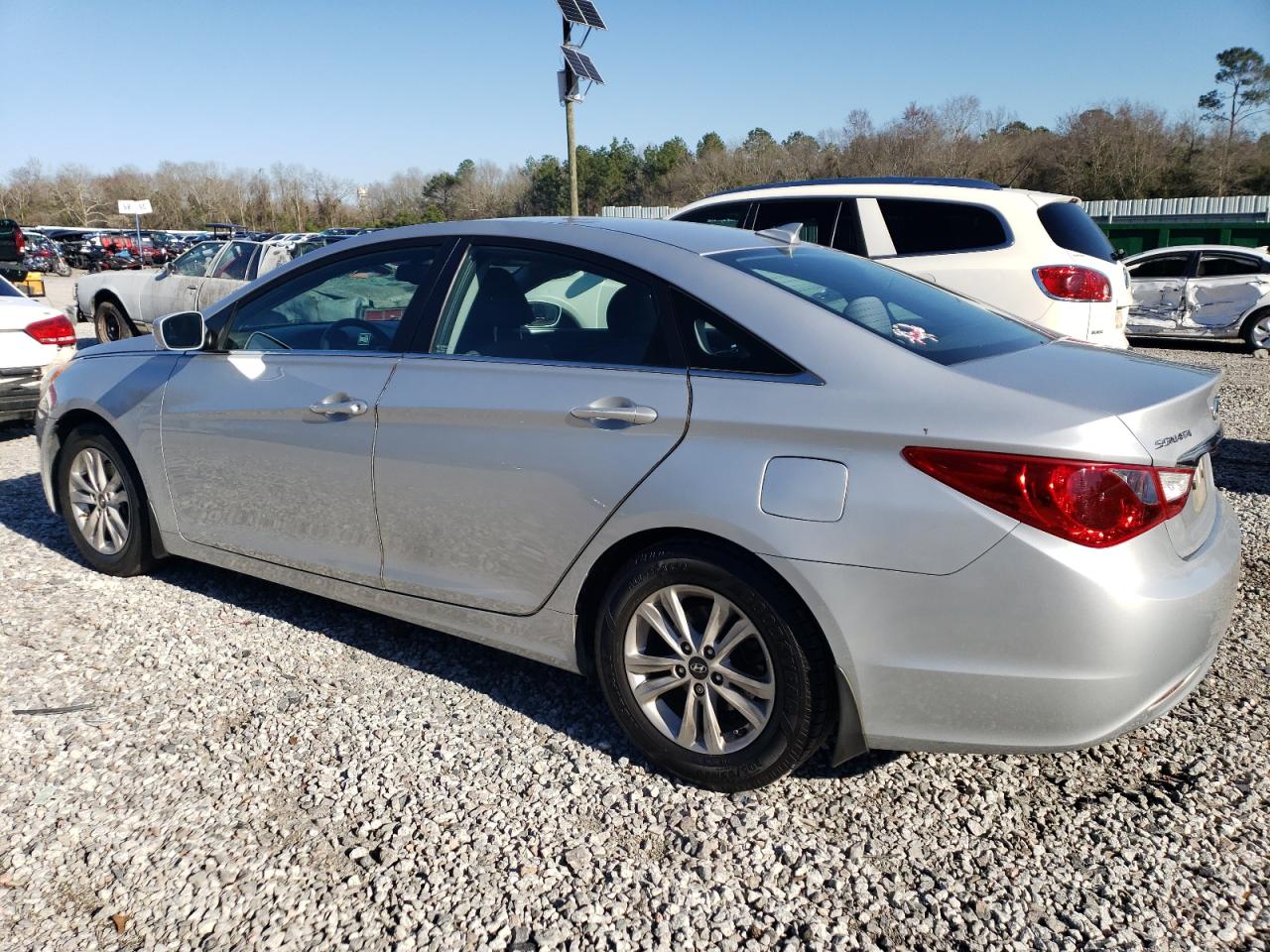 2013 Hyundai Sonata - Image 2