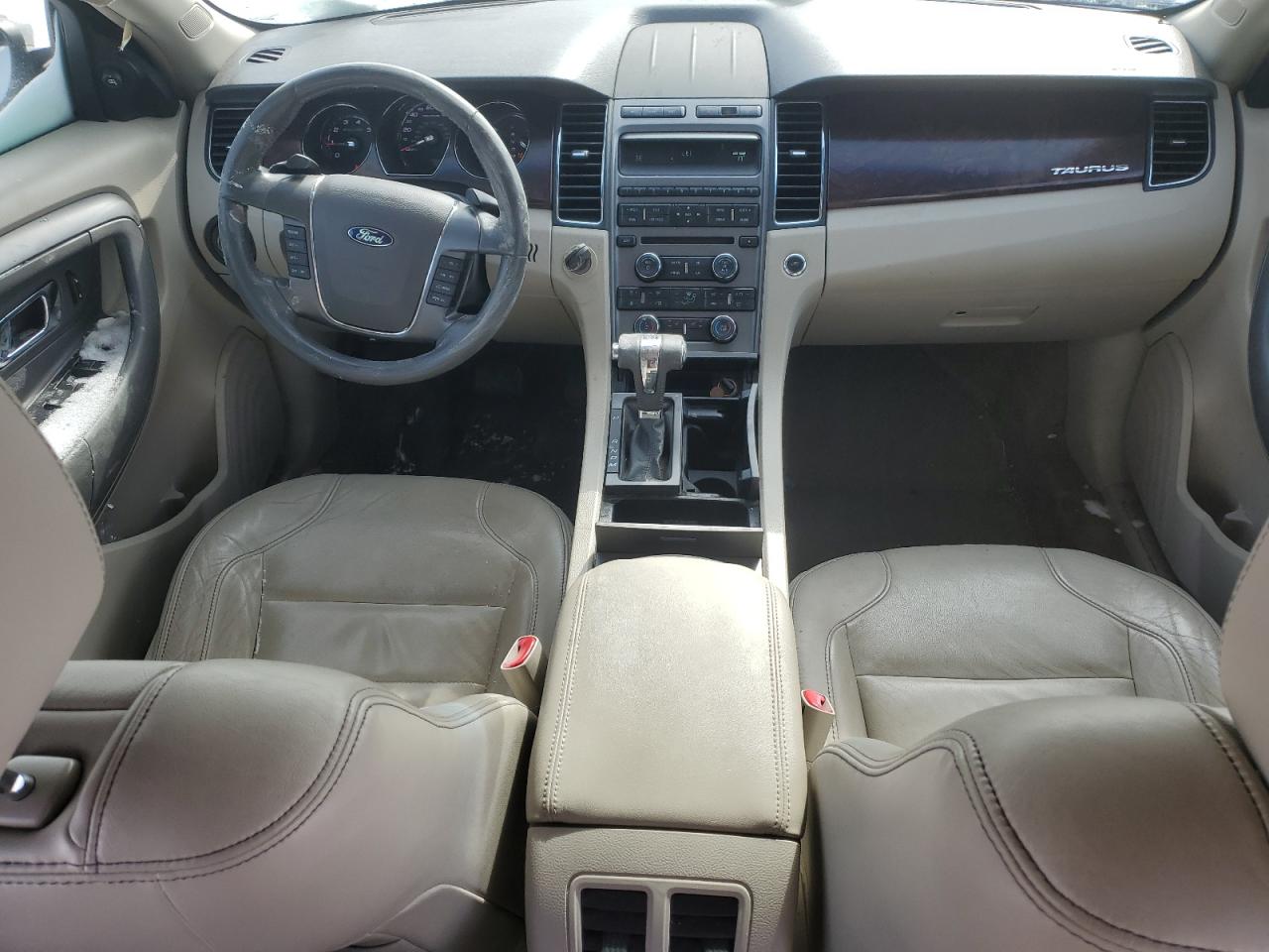 2011 Ford Taurus - Image 8