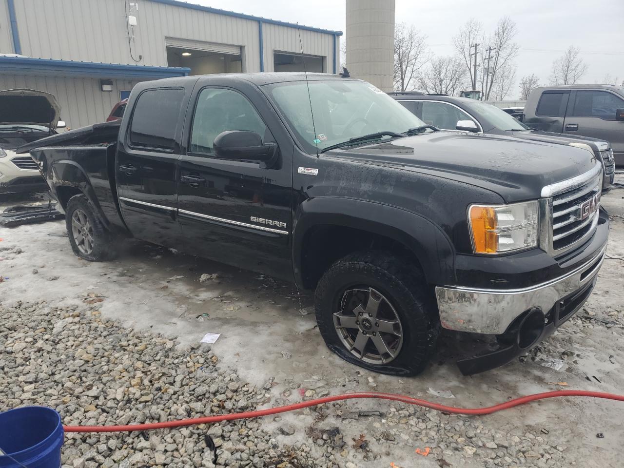 2010 GMC Sierra - Image 4