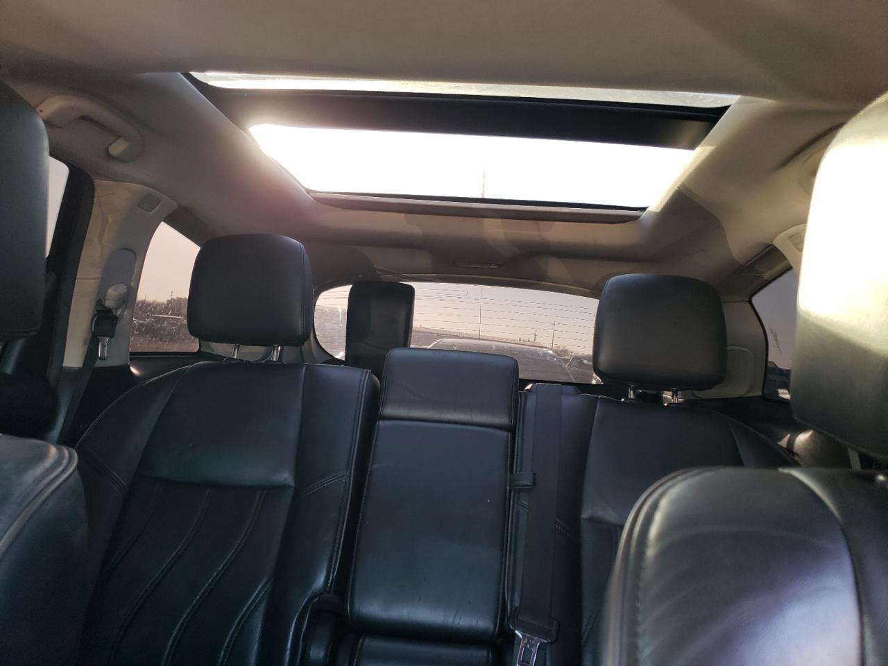 2015 Infiniti QX60 - Image 10