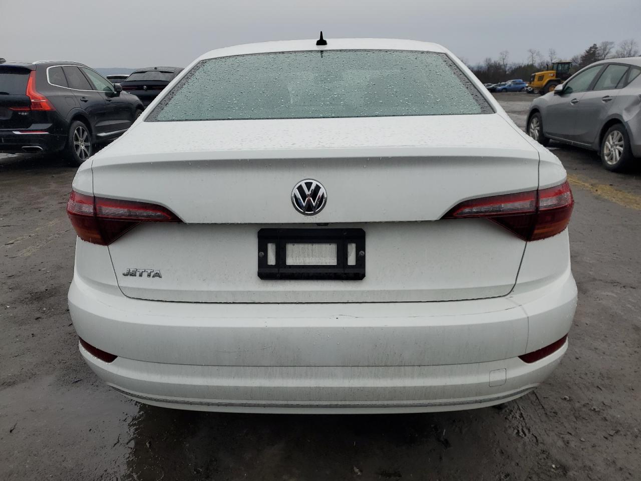 2019 Volkswagen Jetta - Image 6