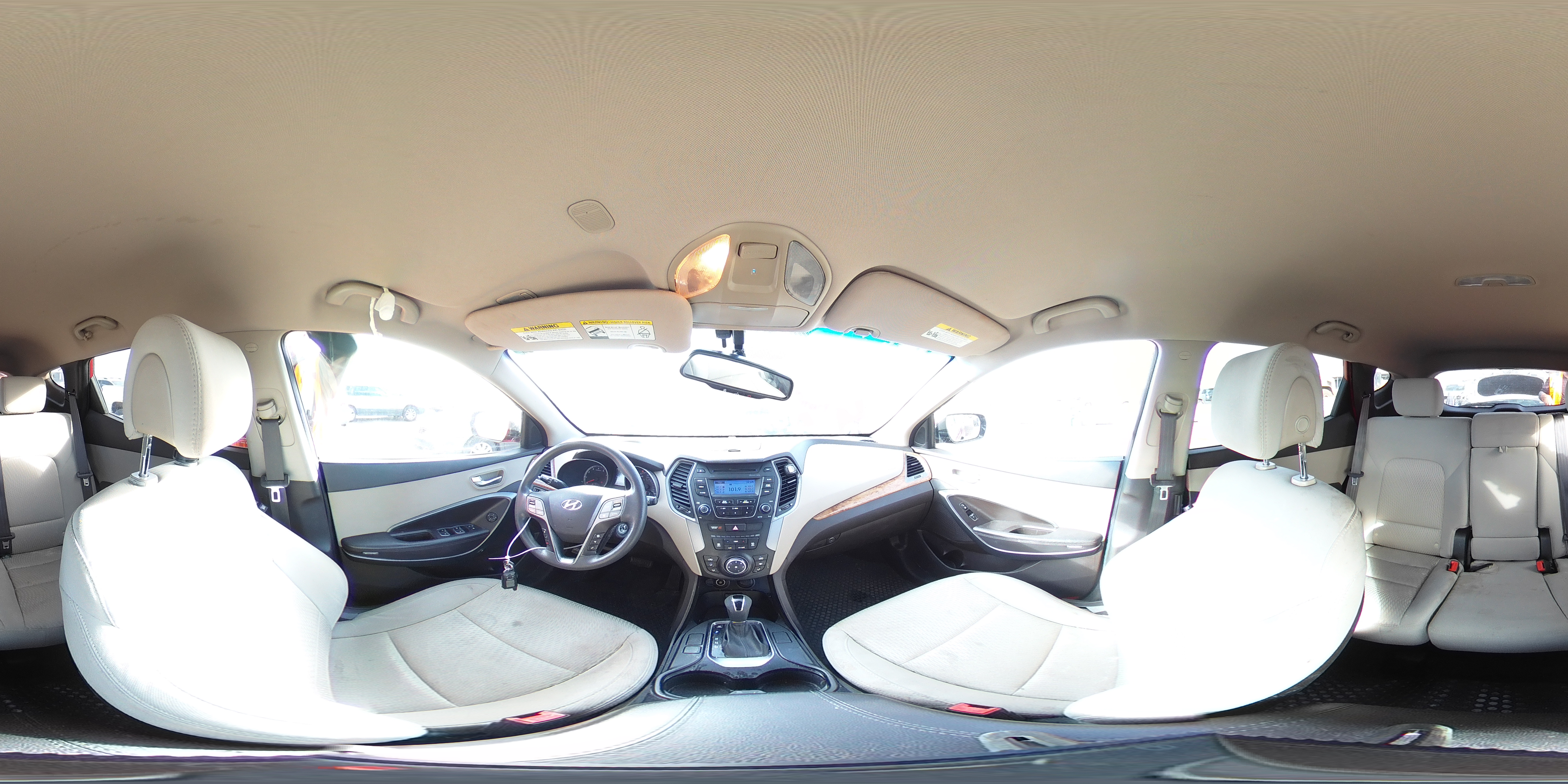 2013 Hyundai Santa Fe - Image 14