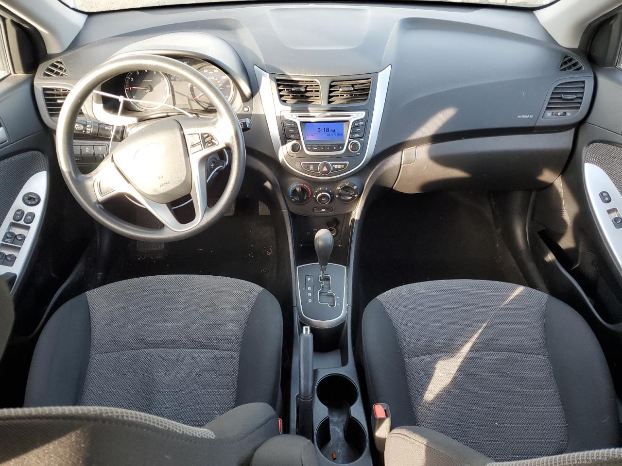 2014 Hyundai Accent - Image 8
