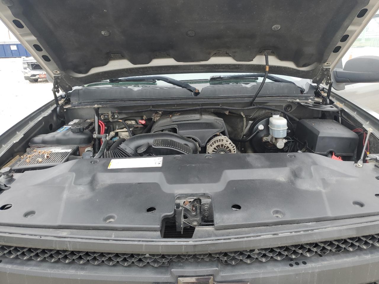 2009 Chevrolet Silverado - Image 12