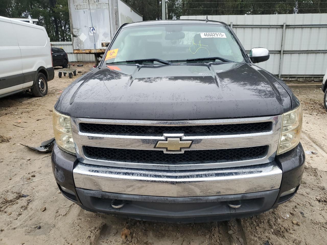 2011 Chevrolet Silverado - Image 5