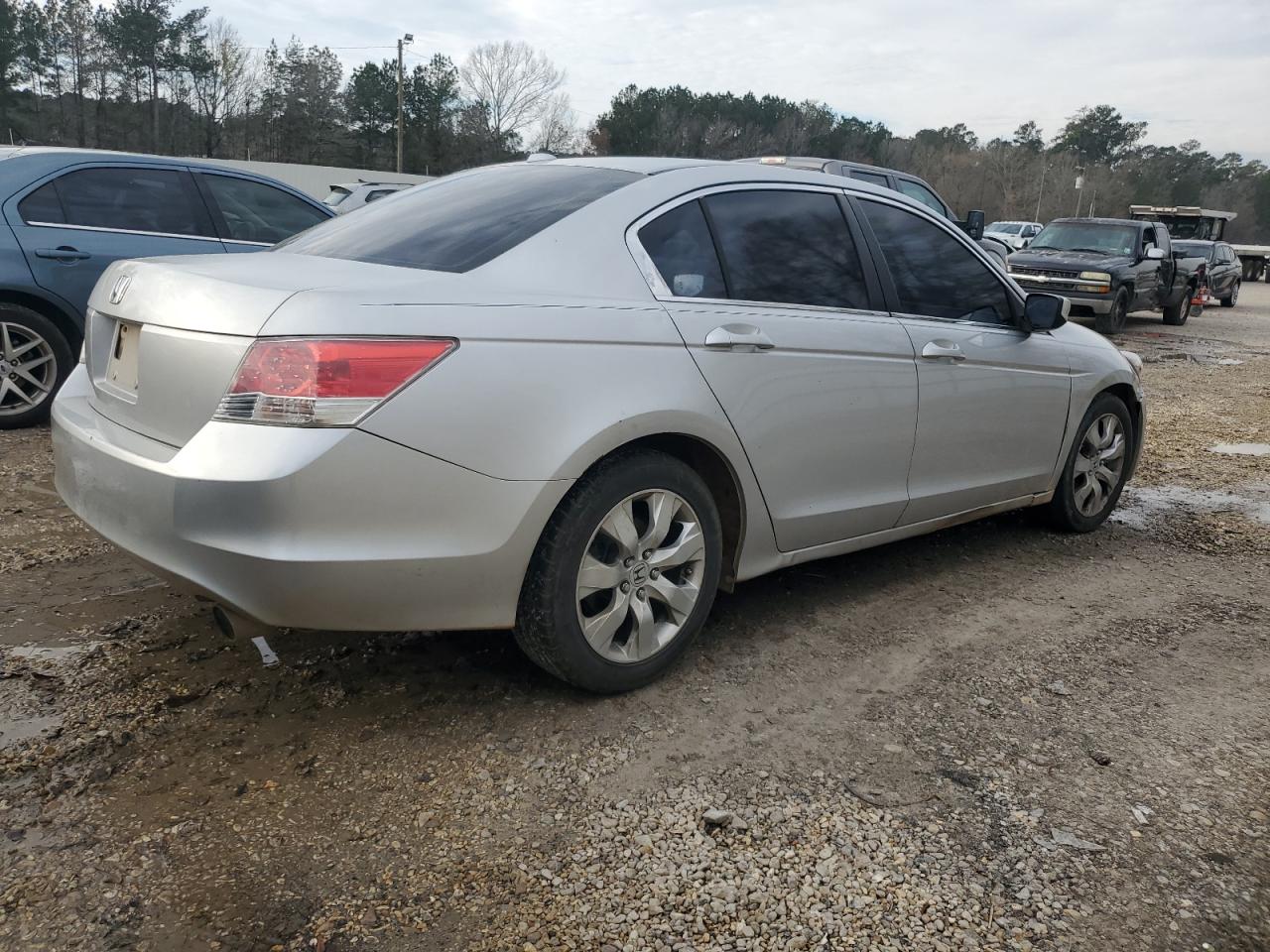 2010 Honda Accord - Image 3