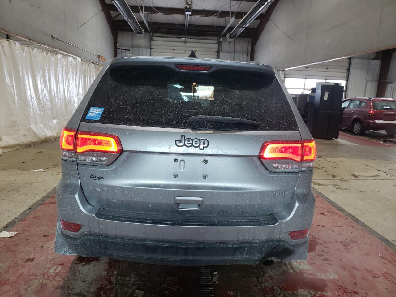 2014 Jeep Grand Cherokee - Image 6