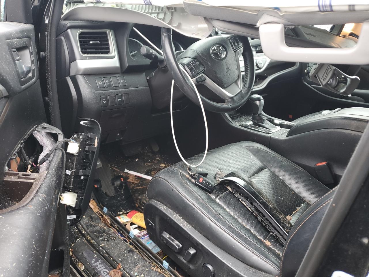 2018 Toyota Highlander - Image 8