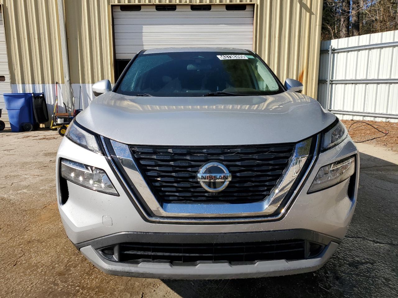 2021 Nissan Rogue - Image 5