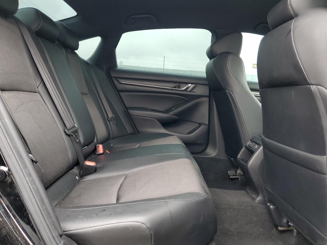 2021 Honda Accord - Image 10