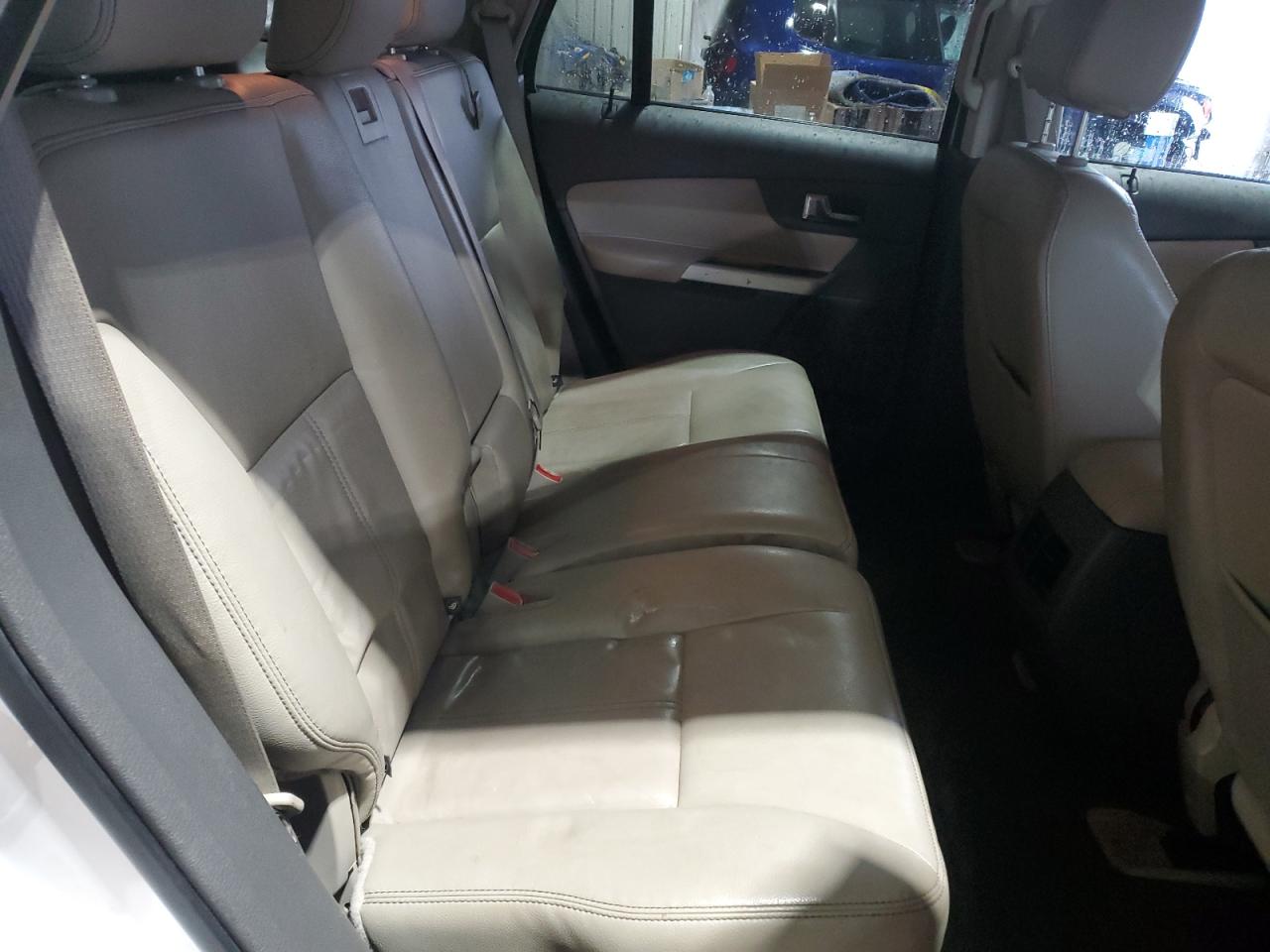 2013 Ford Edge - Image 11