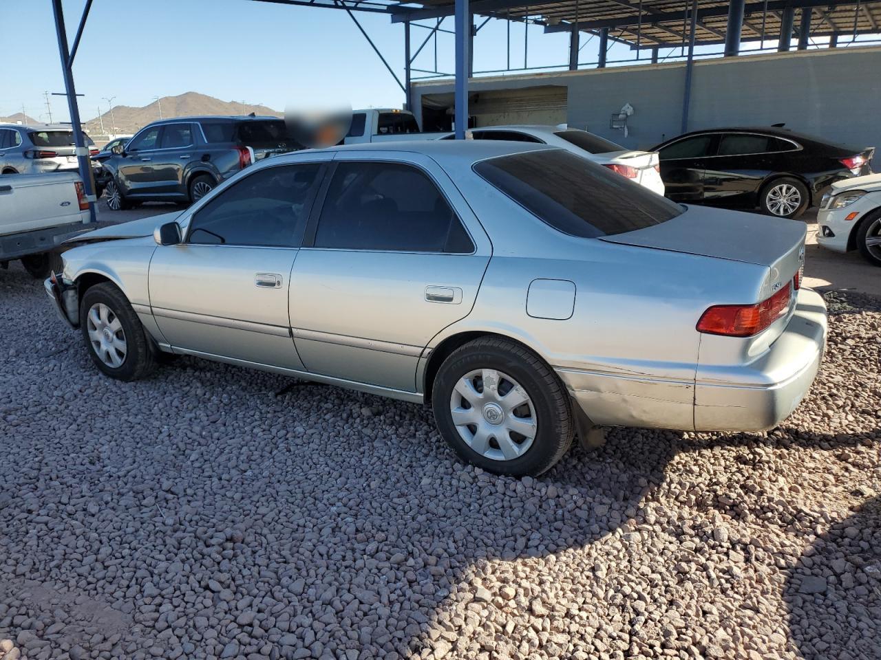 2000 Toyota Camry - Image 2