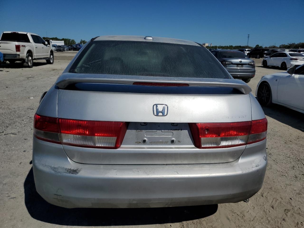 2004 Honda Accord - Image 6